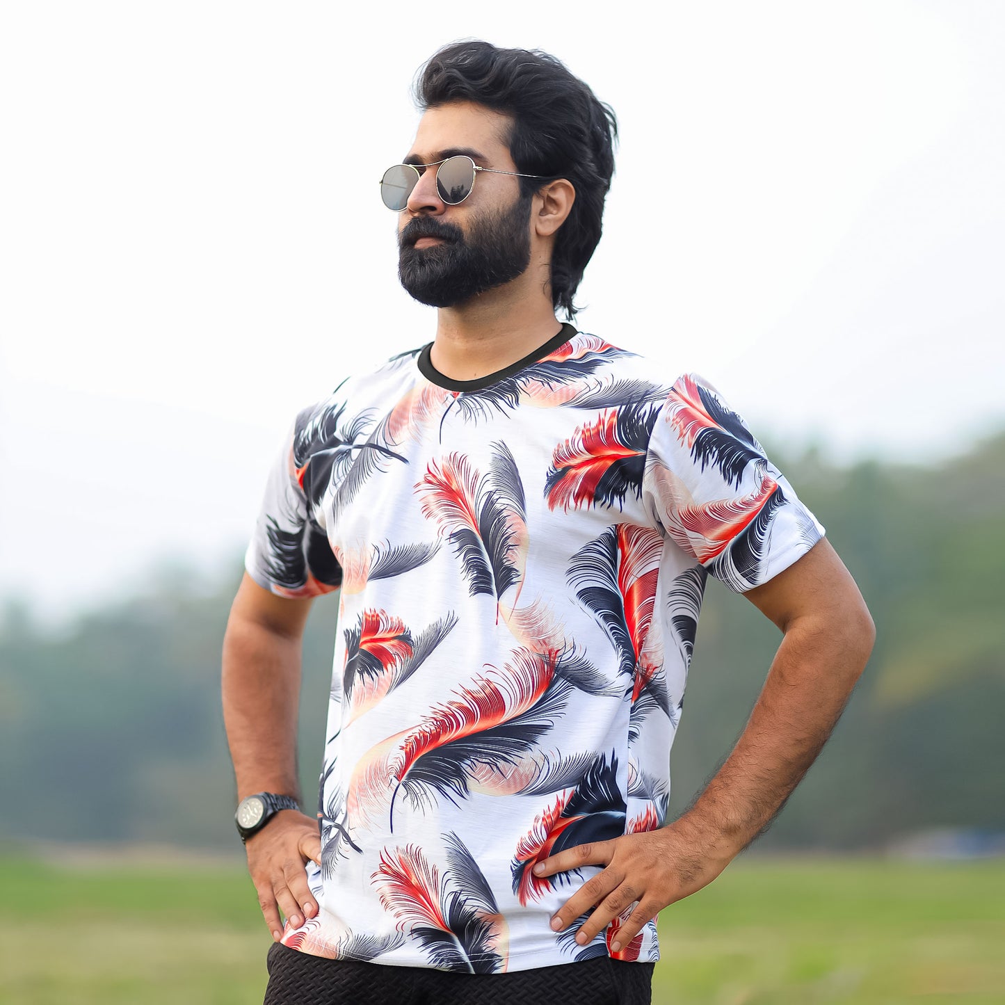 Elegant feathers | Men T-shirt